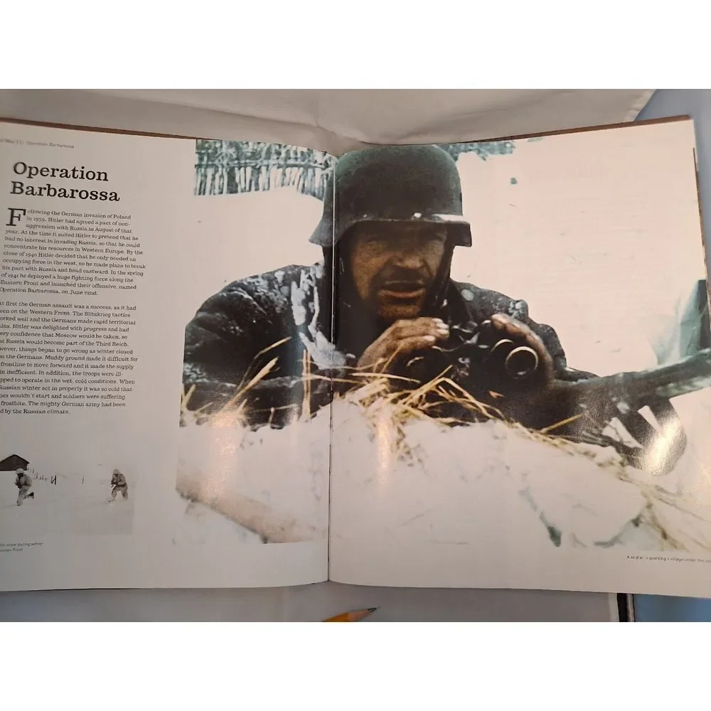 WORLD WAR II The Defining‎ Moments of the War that Shaped the 20th Century